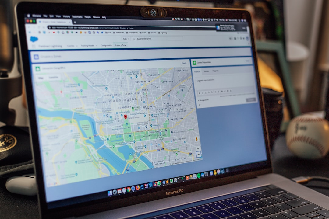 Salesforce acquisisce Fin: cosa cambia per agenzie e business nell'AI customer service