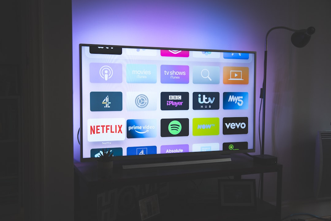 Instagram spinge la TV connessa e X riporta in vita le Lead Gen Ads. Cosa cambia per chi gestisce social