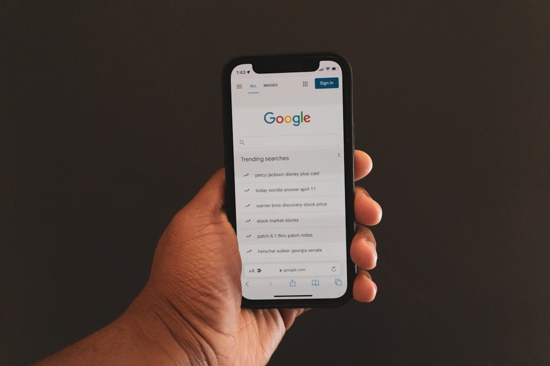 Google AI sotto esame e aggiornamento spam: cosa cambia per la tua strategia