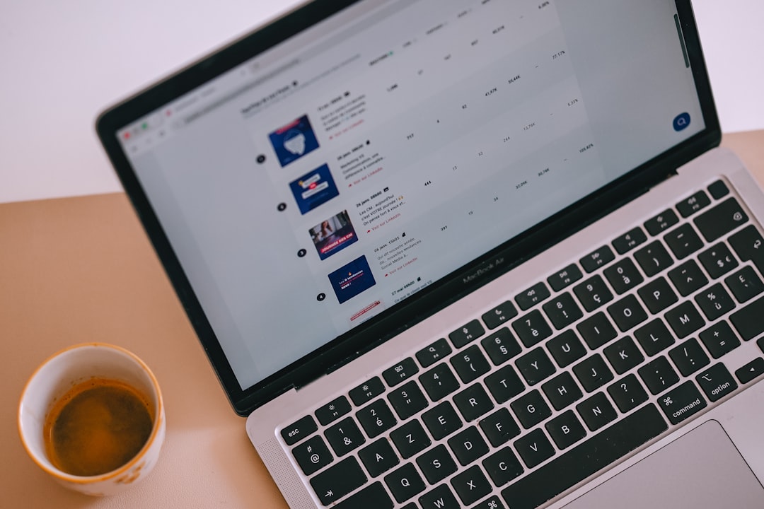 X regala crediti API per Grok Bot: come sfruttarli per i tuoi clienti