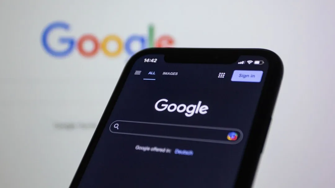 Google ridisegna la barra di ricerca: addio alle keyword, benvenute le conversazioni