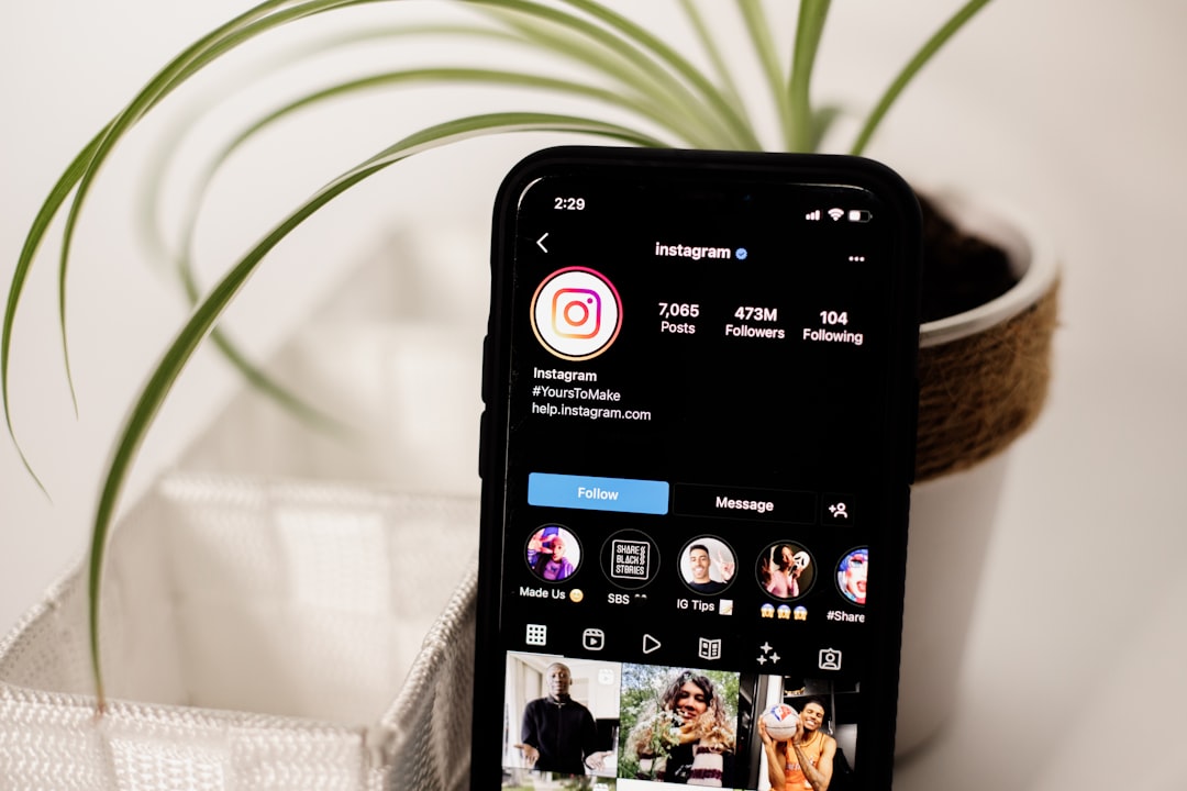 Instagram arriva su Samsung Smart TV: cosa cambia per agenzie e social media manager