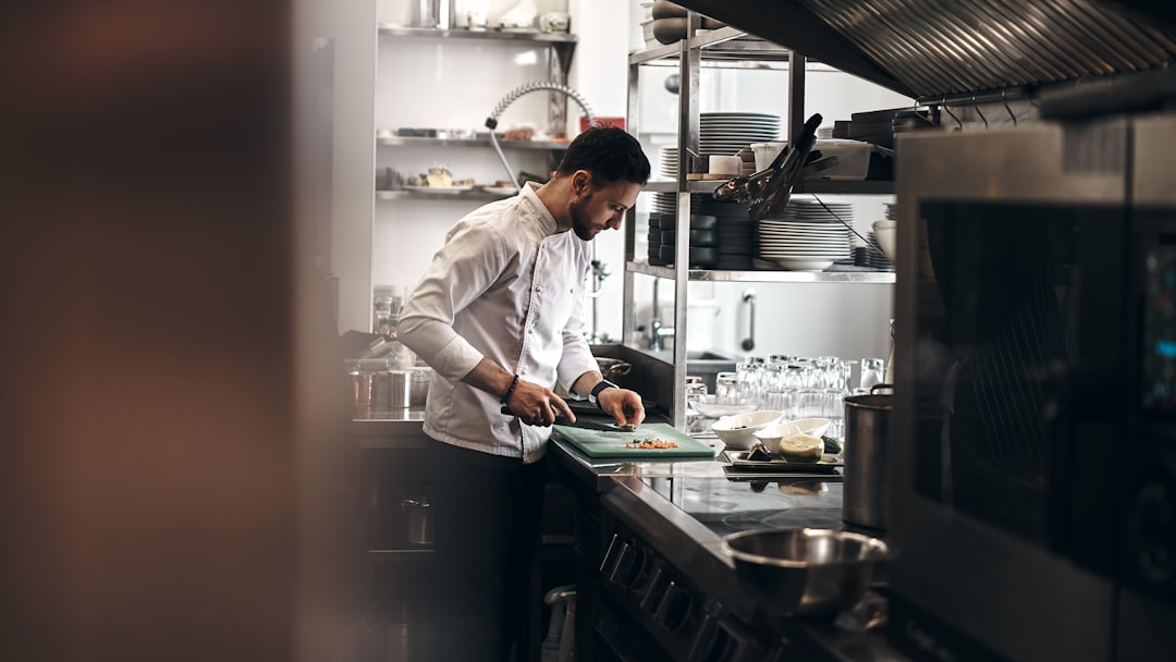 Instagram per ristoranti: i format che riempiono il locale