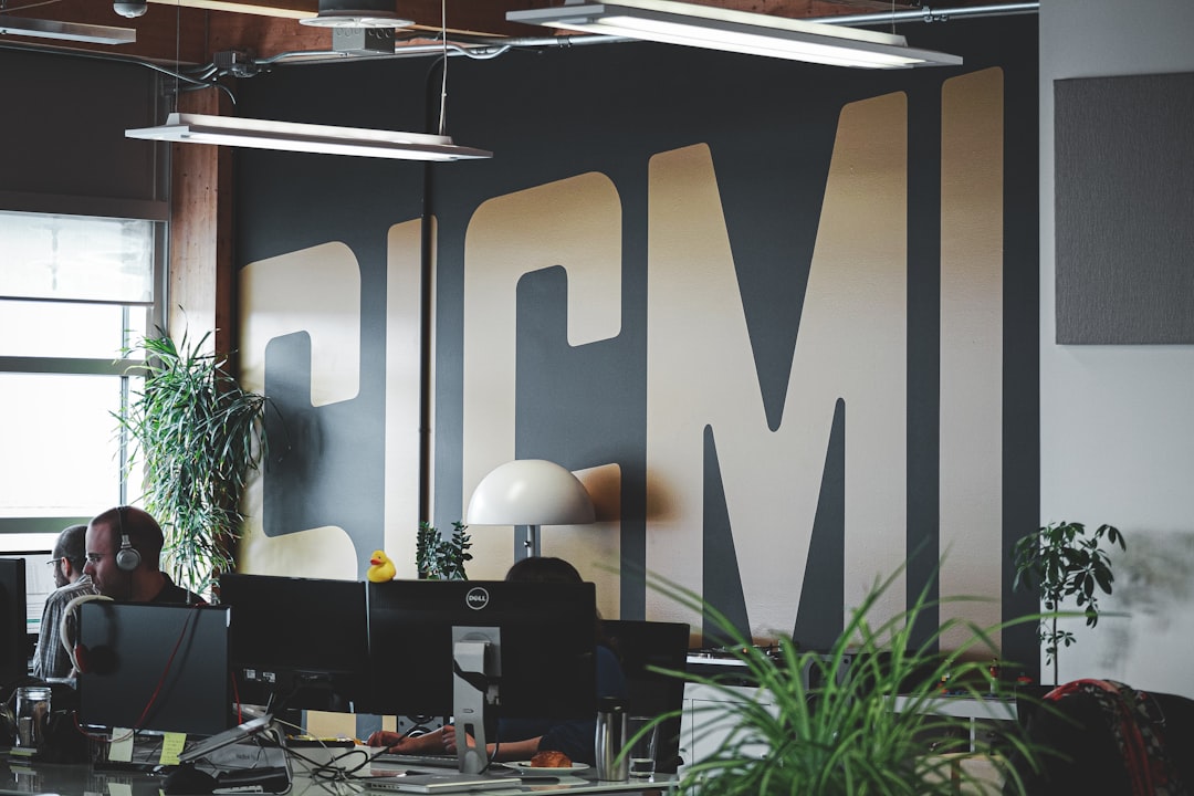 Prompt engineering per il marketing - le basi pratiche per smettere di perdere tempo