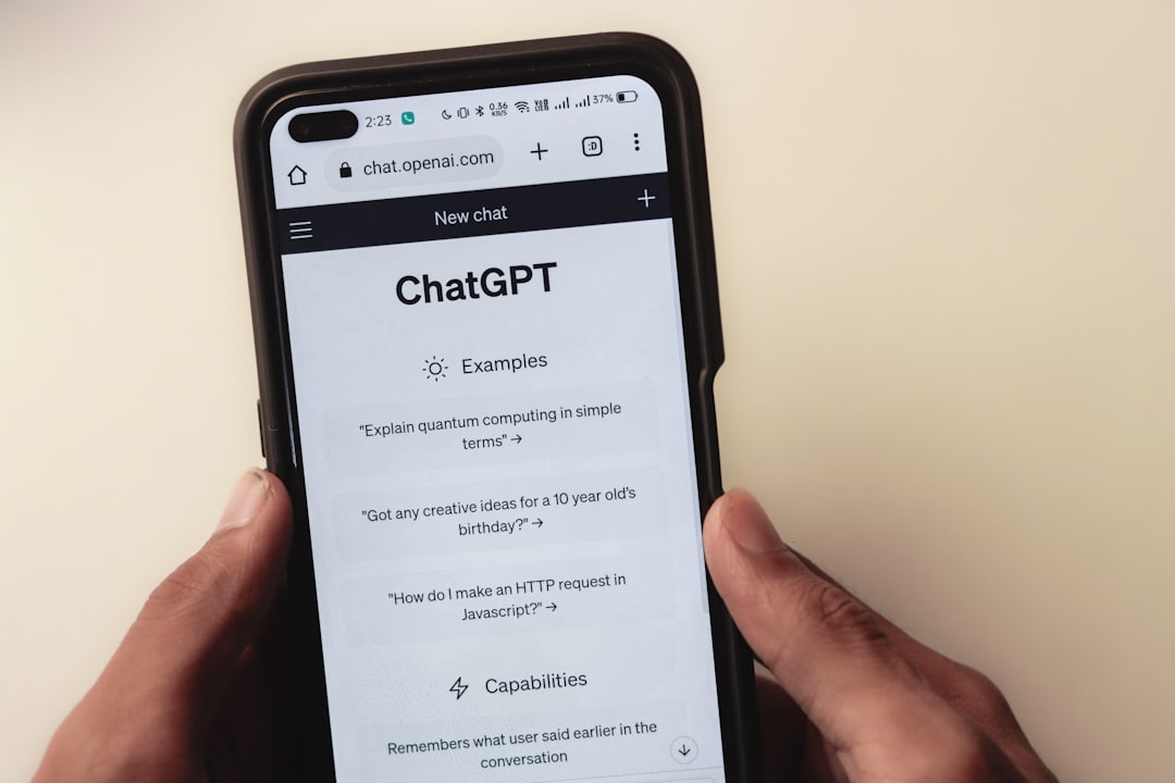 Cina vieta le relazioni romantiche con l'AI, Suno hackerato, opt-out sotto accusa: i segnali che le agenzie non possono ignorare