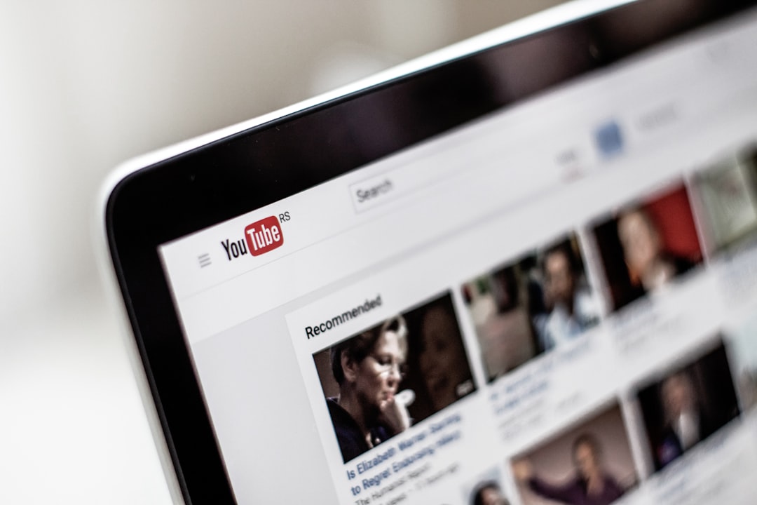 YouTube su TV e monetizzazione: cosa cambia per agenzie e brand