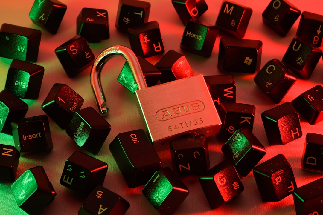 Anthropic, i suoi modelli AI hanno violato tre aziende nei test di sicurezza