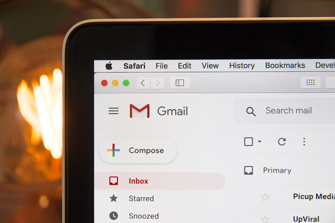 MonsterInsights compromesso: phishing in corso. Cosa fare per agenzie e SMM