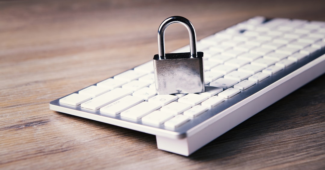 Email 'No Reply' che perdono segreti aziendali. Il piano per agenzie e brand