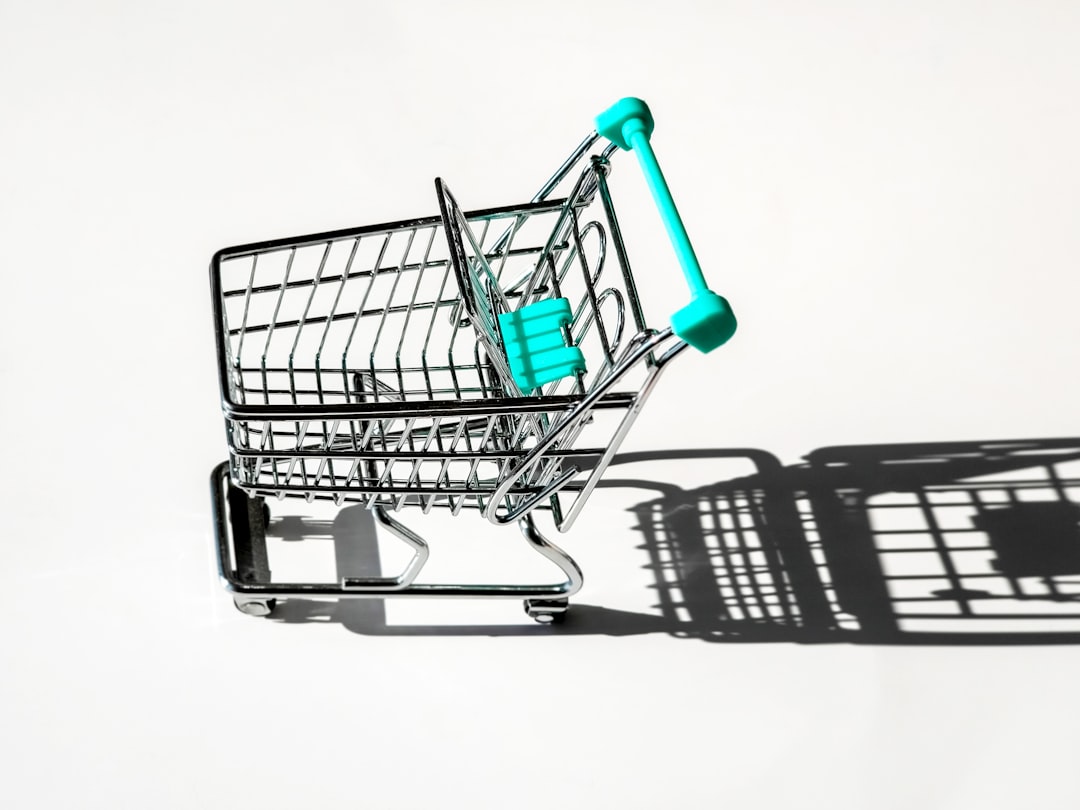 Amazon o sito proprio: la scelta che decide i tuoi margini (e la tua libertà)