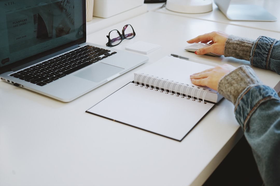 E-Reader per il lavoro d'agenzia: perché Kobo, Kindle e Boox sono strumenti di produttività