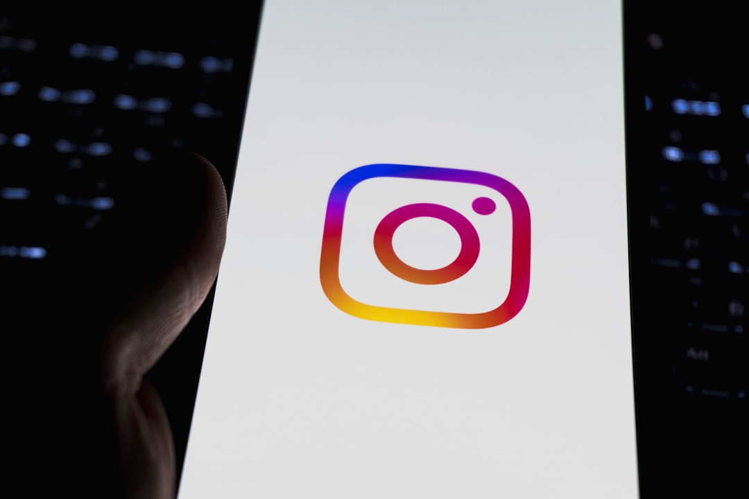 Instagram cambia logo dopo 10 anni. Cosa significa per il tuo brand