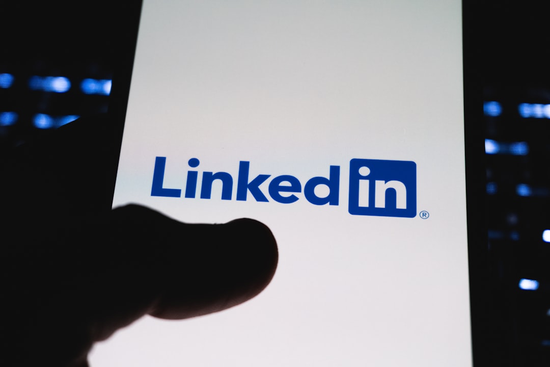 LinkedIn e AI: il 75% delle citazioni viene dai profili personali. Ecco la strategia