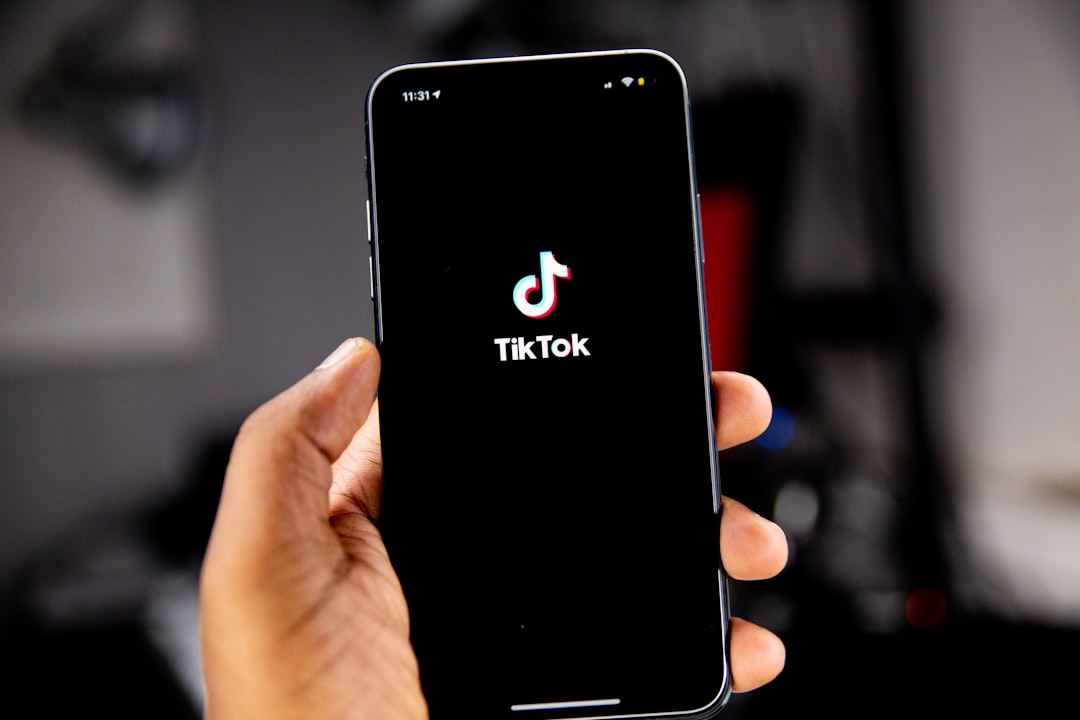 TikTok verso i pagamenti in-app: cosa cambia per agenzie e creator