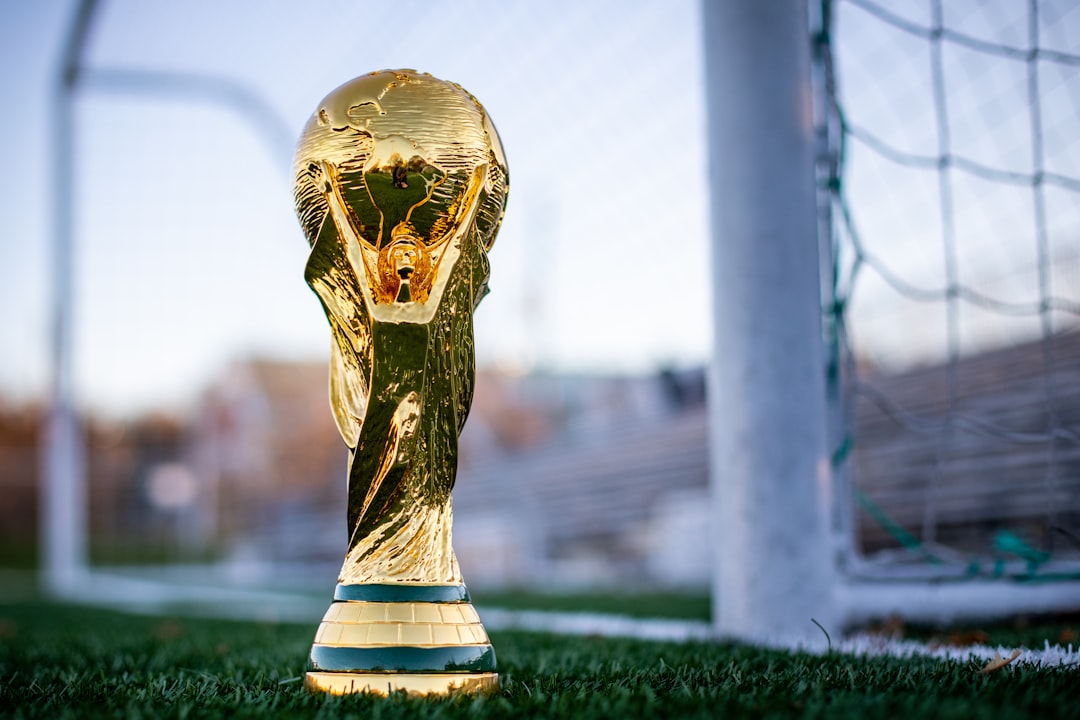 TikTok digital trading cards: nuova frontiera per engagement brand e fan durante i Mondiali 2026